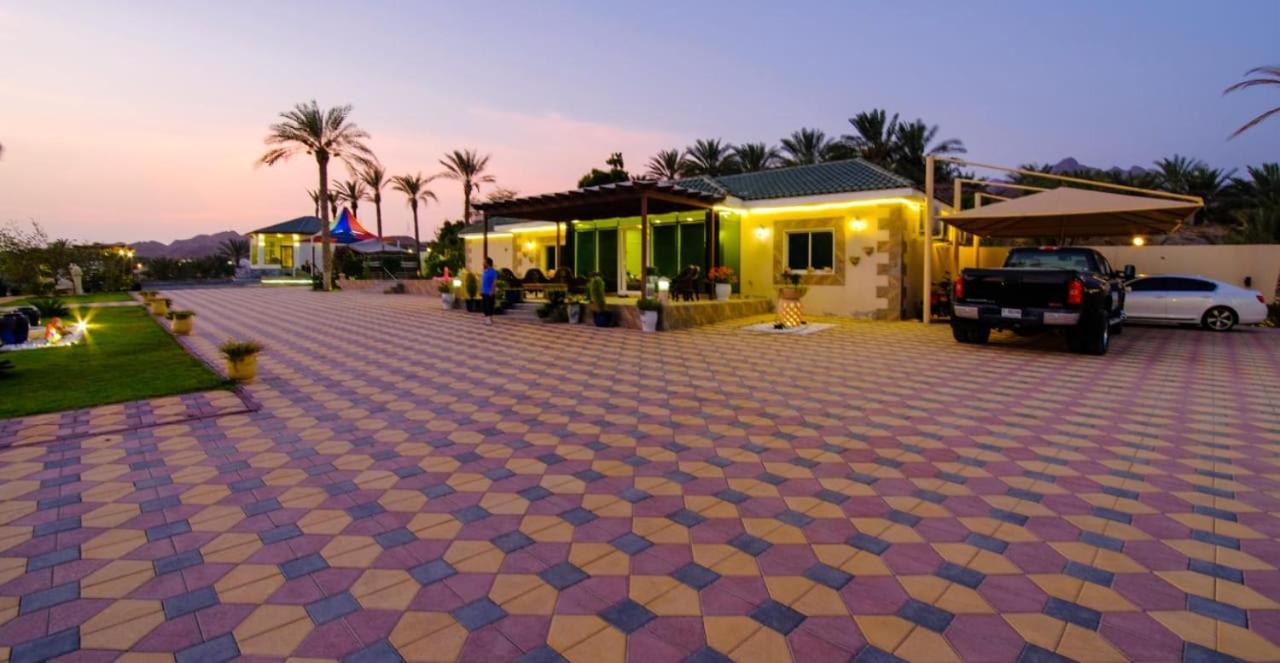 Mountain House Bed and Breakfast Fujairah Exteriör bild